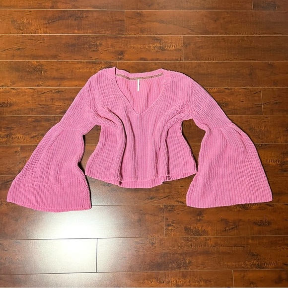 Free People Pink V-Neck Sweater - Picture 3 of 10
